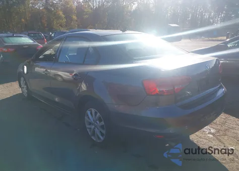 2015 Volkswagen Jetta 1.8T Se from USA, damaged, VIN 3VWD17AJ3FM354760